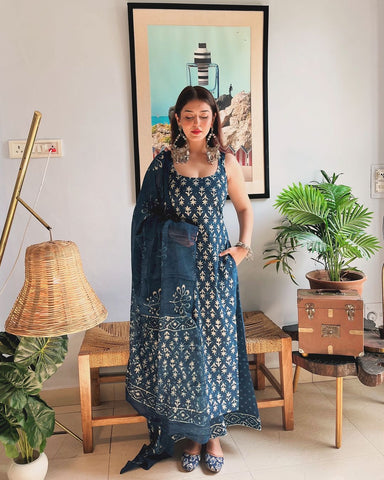 Good Looking Blue Color Pure Soft Cotton Printed Kurti With Palazzo