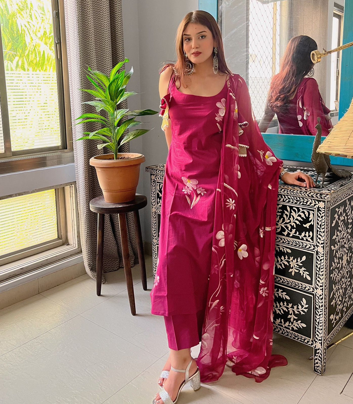 Imposing Gorgeous Pink Color Floral Handpainted Georgette Kurta Set With Tassels
