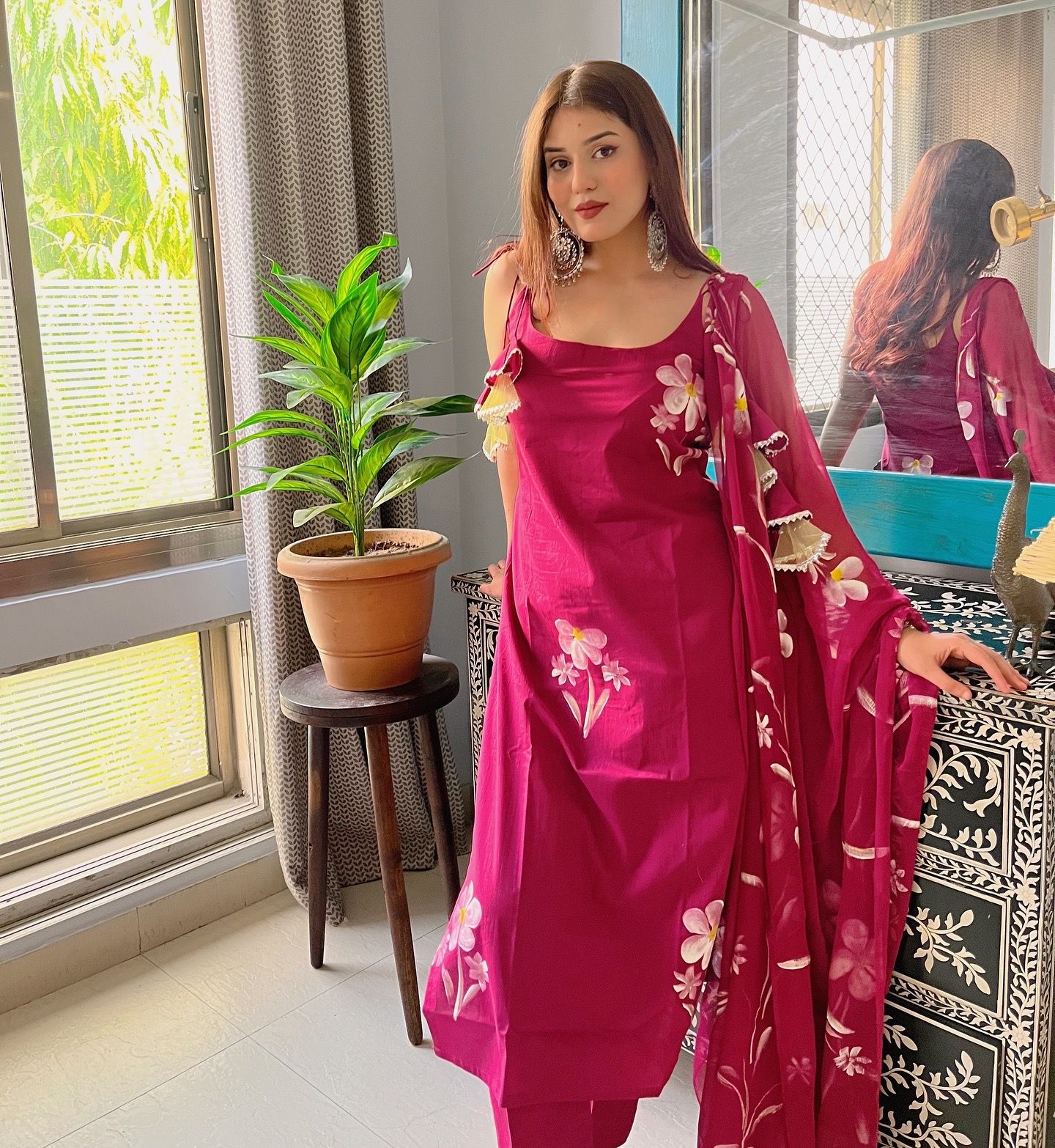 Imposing Gorgeous Pink Color Floral Handpainted Georgette Kurta Set With Tassels